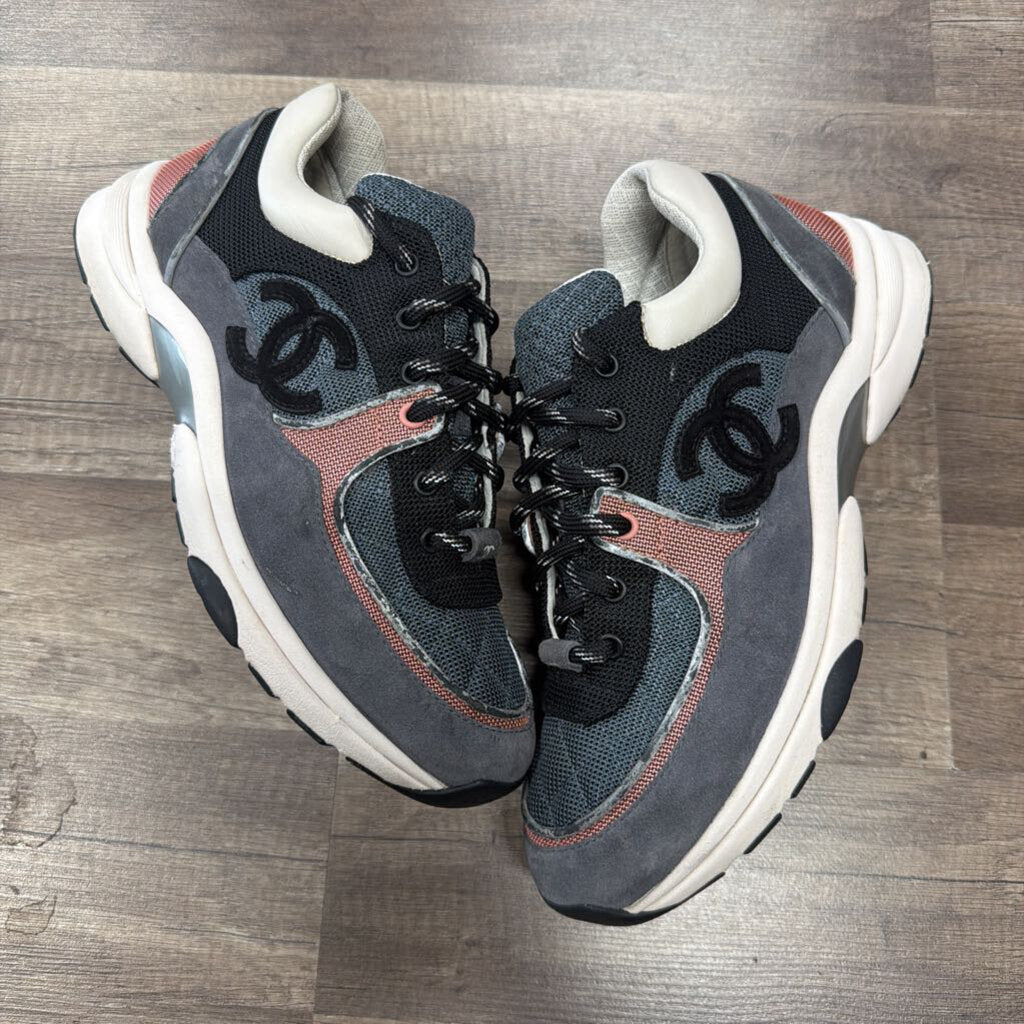 Chanel Trainer grey pink (NO BOX)