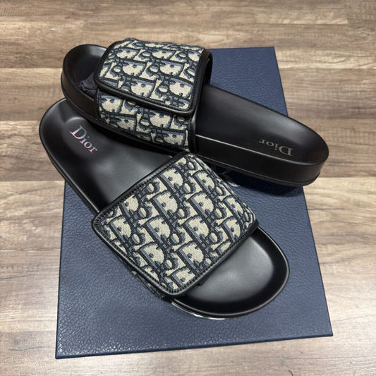 Dior Aqua sandal black beige