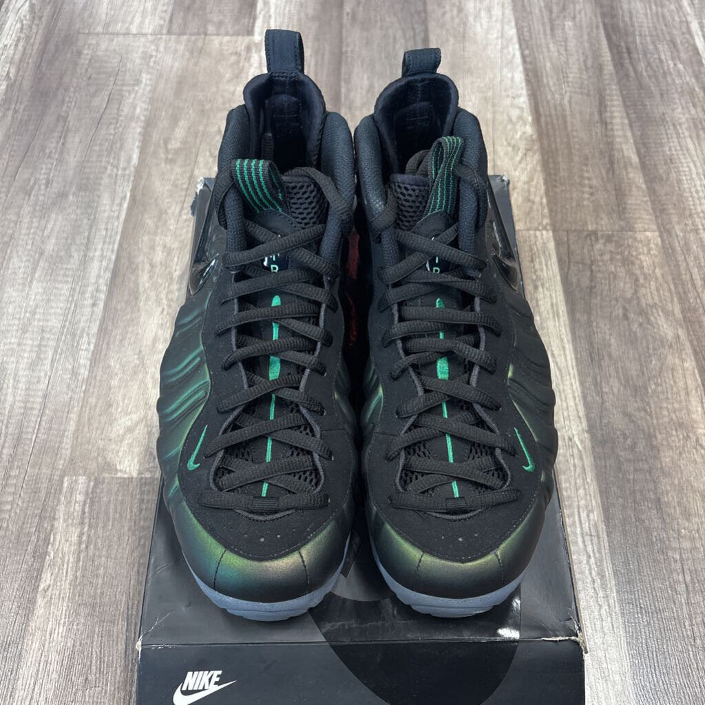 Nike foamposite pine green