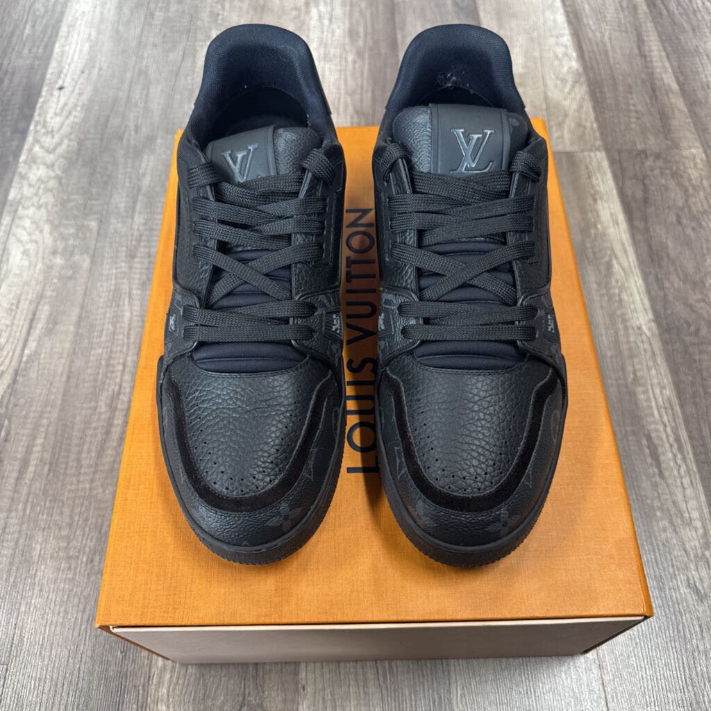 Louis Vuitton Trainer Black