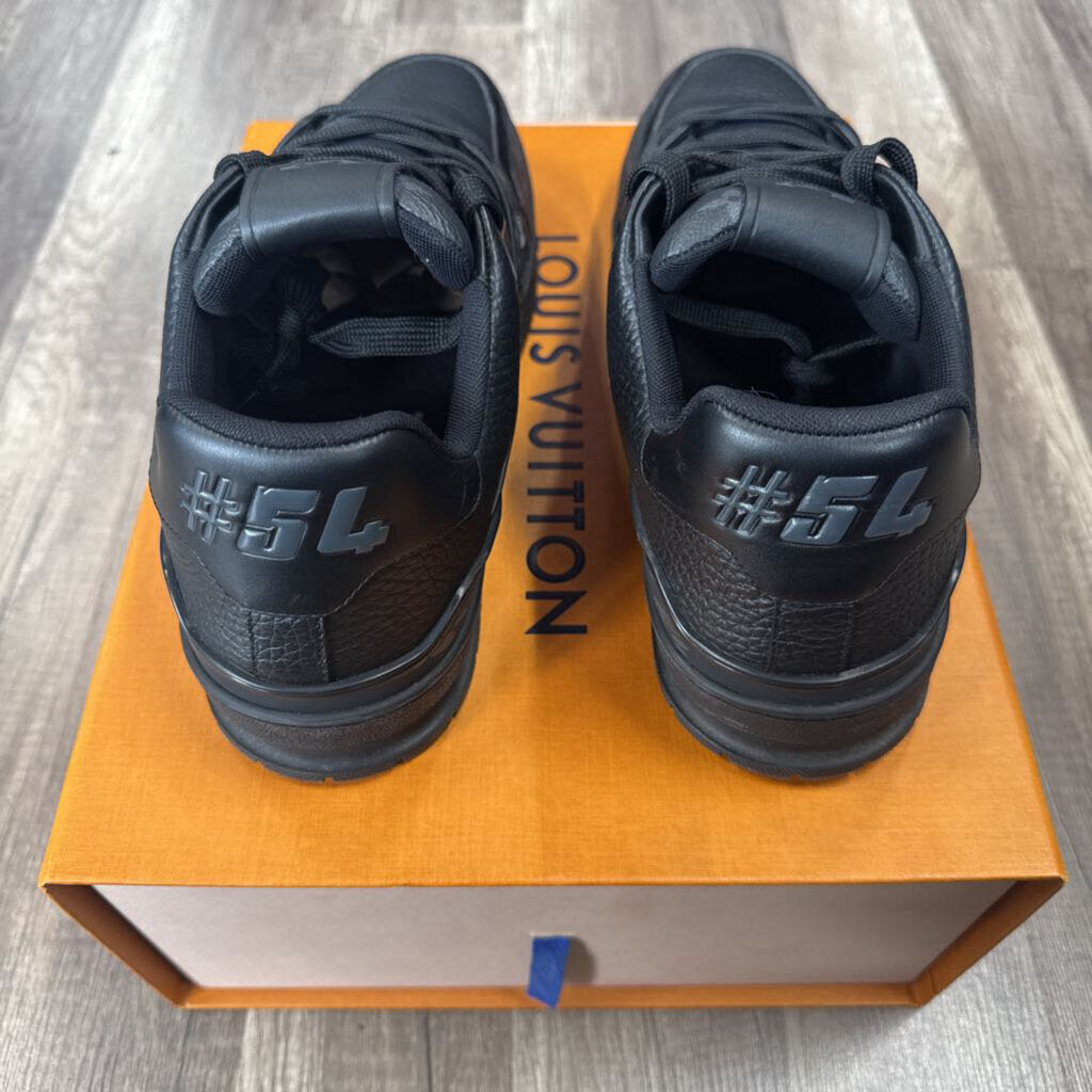 Louis Vuitton Trainer Black