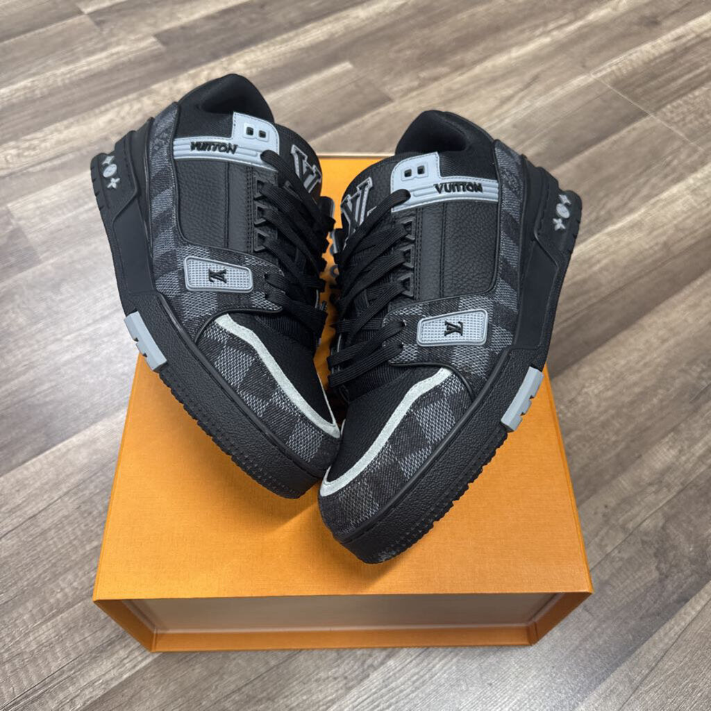 Louis Vuitton Black Damier Trainer
