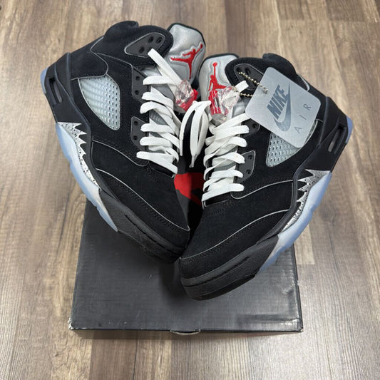 Jordan 5 Metallic