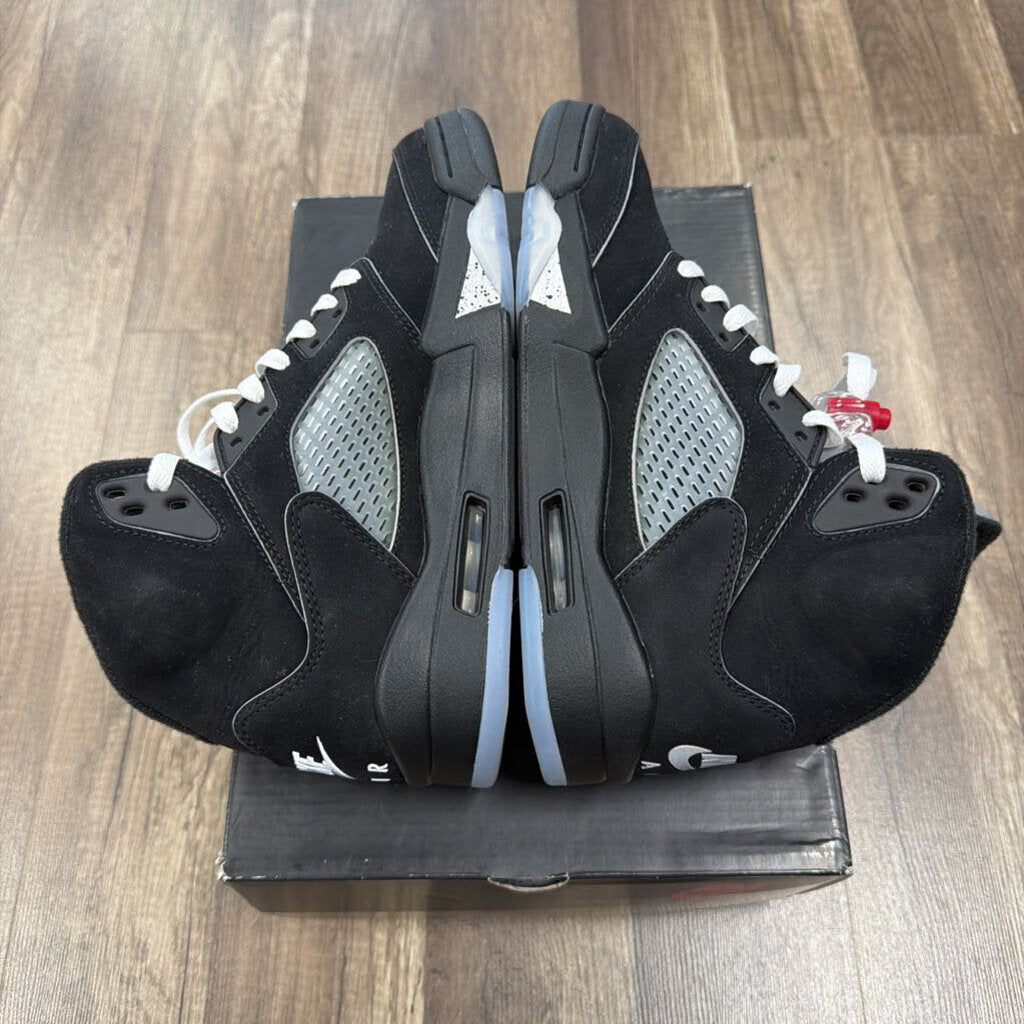 Jordan 5 Metallic