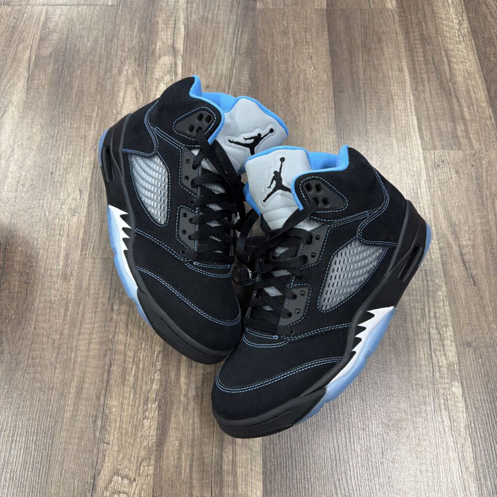 Jordan 5 UNC