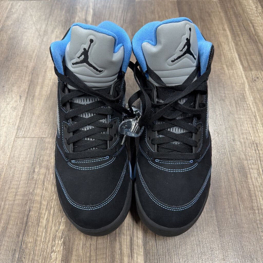 Jordan 5 UNC