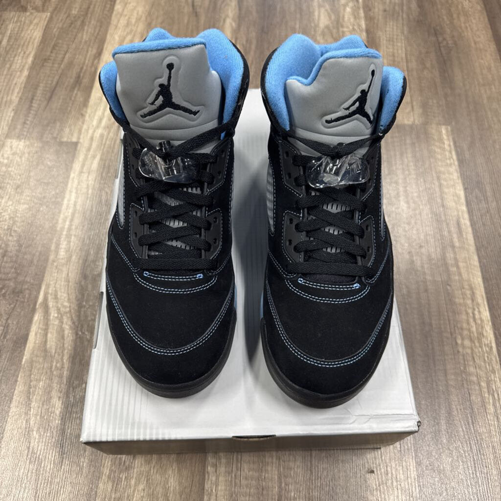 Jordan 5 UNC