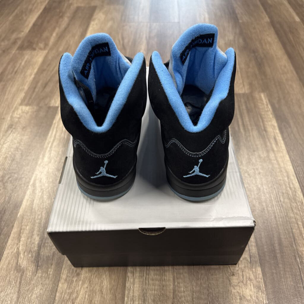 Jordan 5 UNC