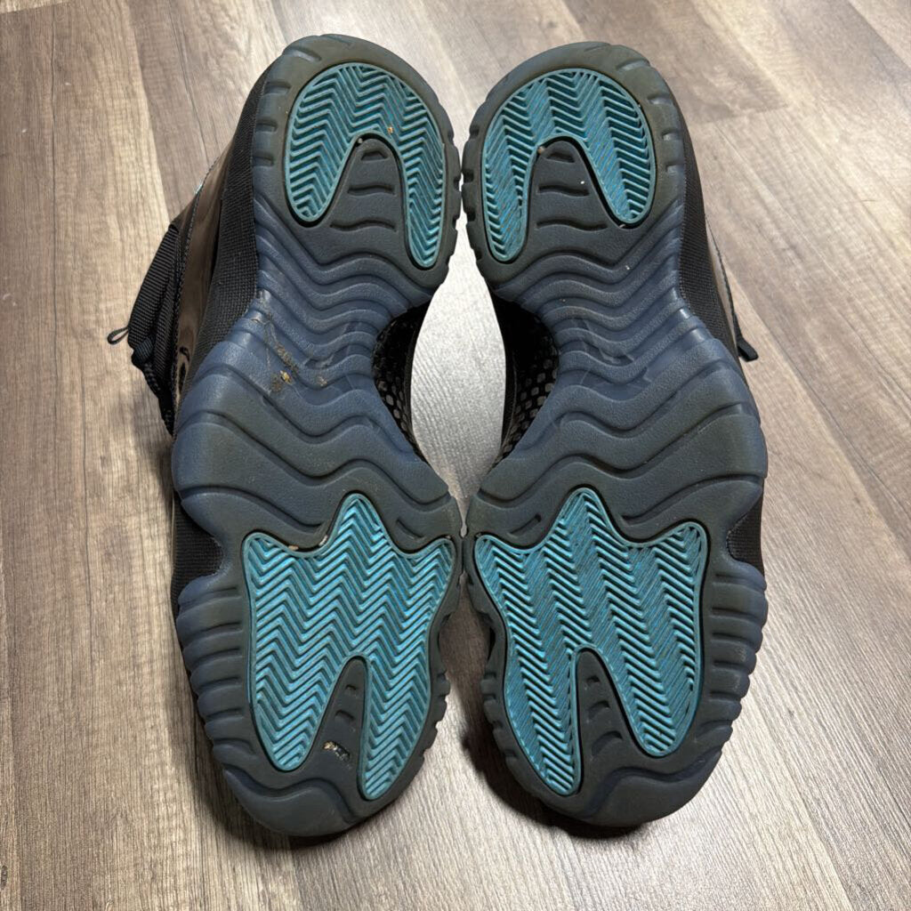 Jordan 11 Gamma