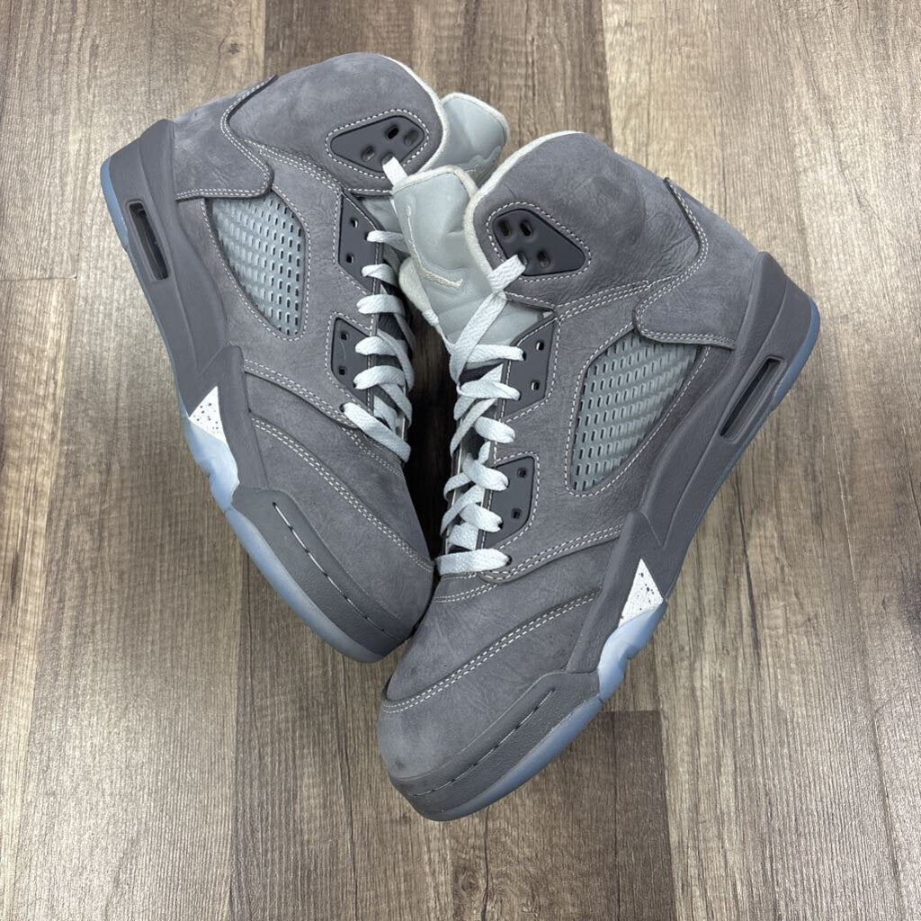 Jordan 5 Wolf Grey
