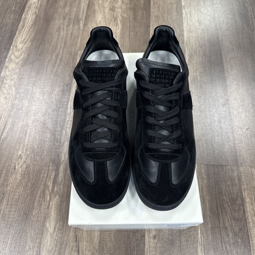 Maison Margiela Replica GAT Navy