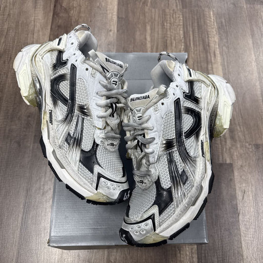 Balenciaga Runner White Black