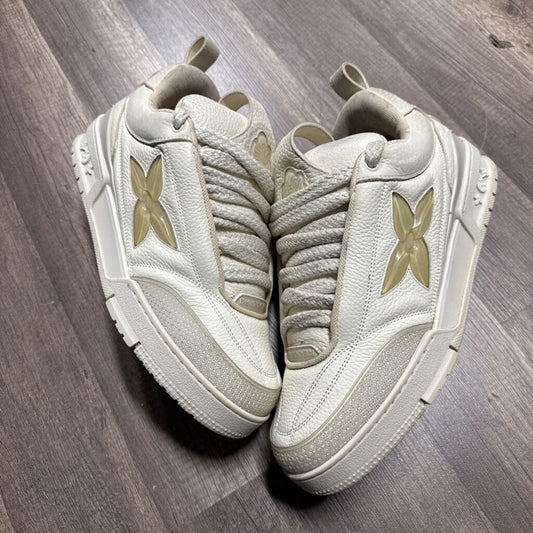 LV Louis Vuitton Skate Beige