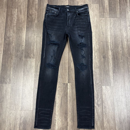 Amiri Jean Black Distressed