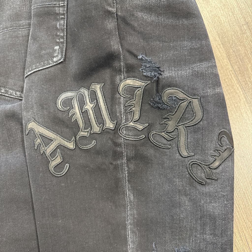 Amiri Jean Black Old English