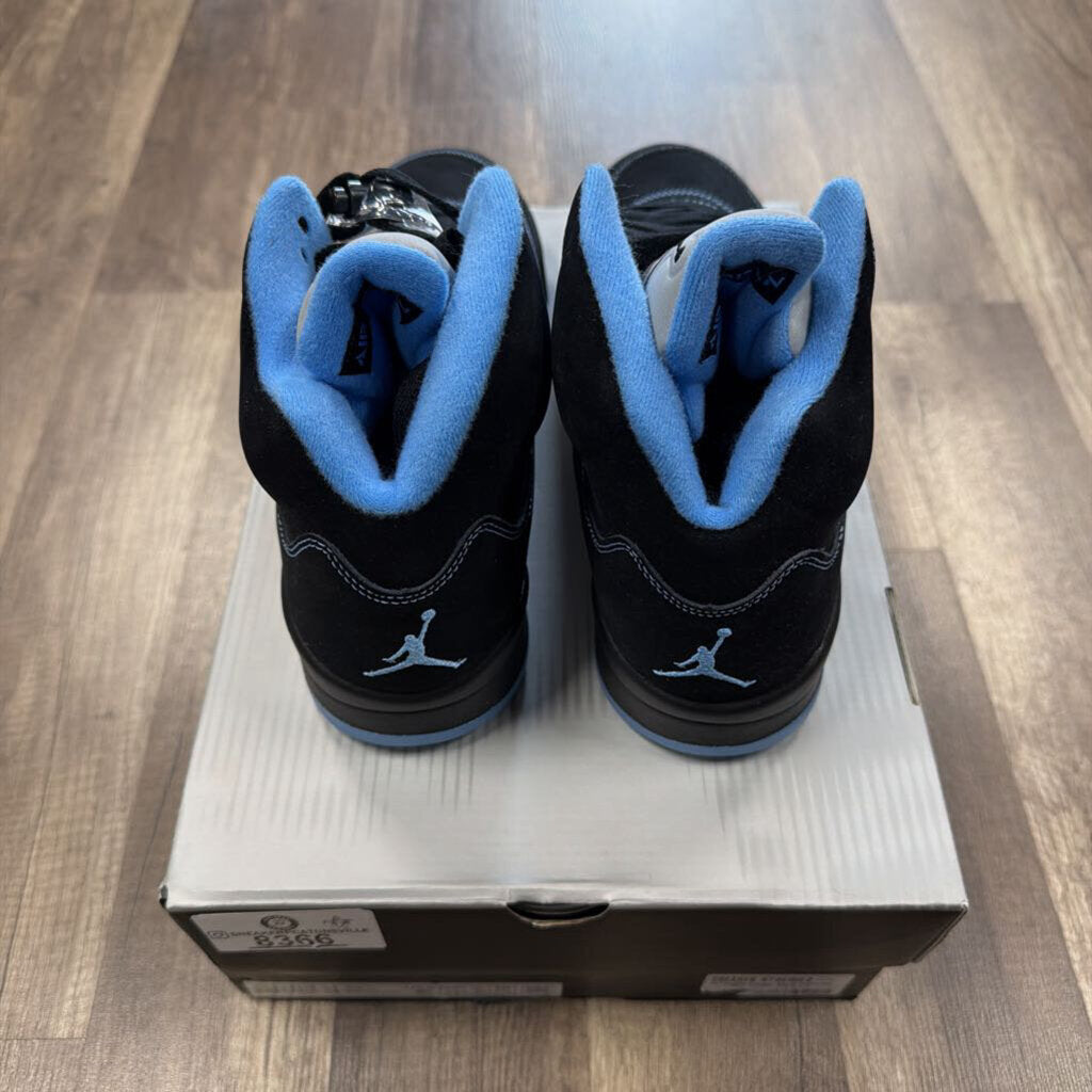 Jordan 5 UNC