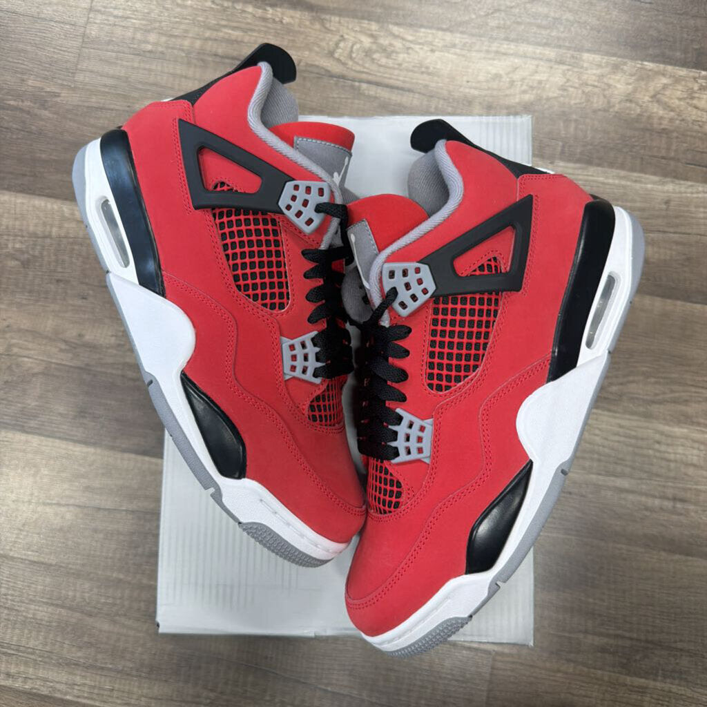 Jordan 4 Toro