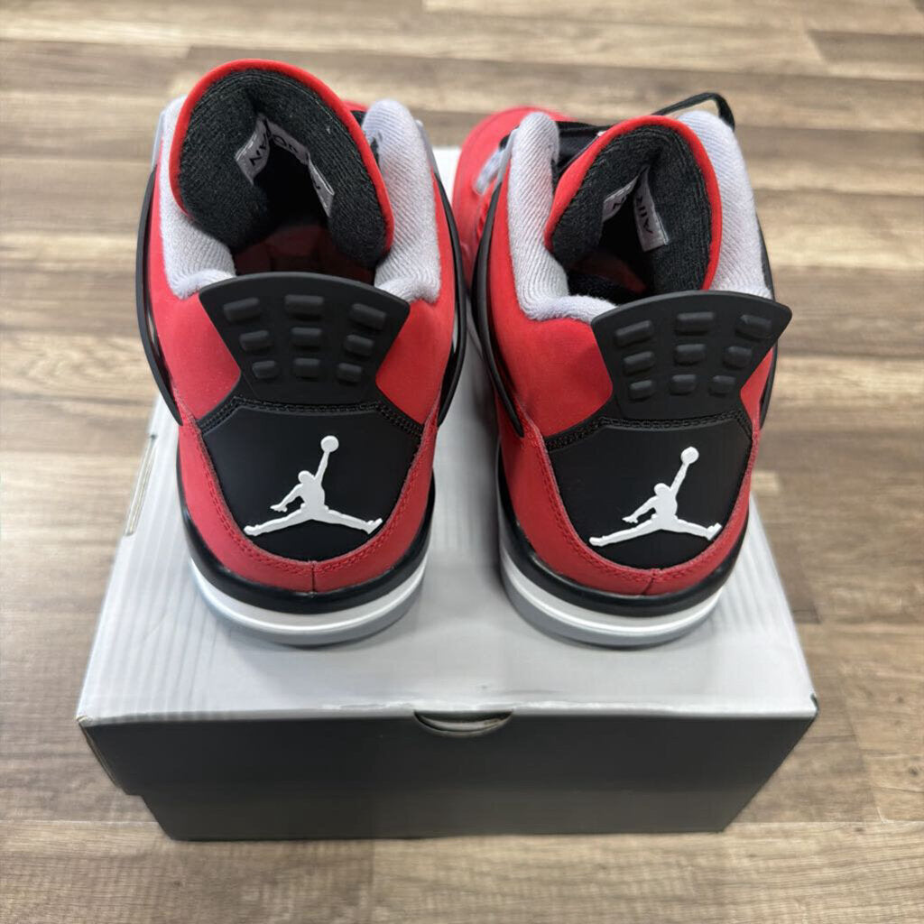 Jordan 4 Toro