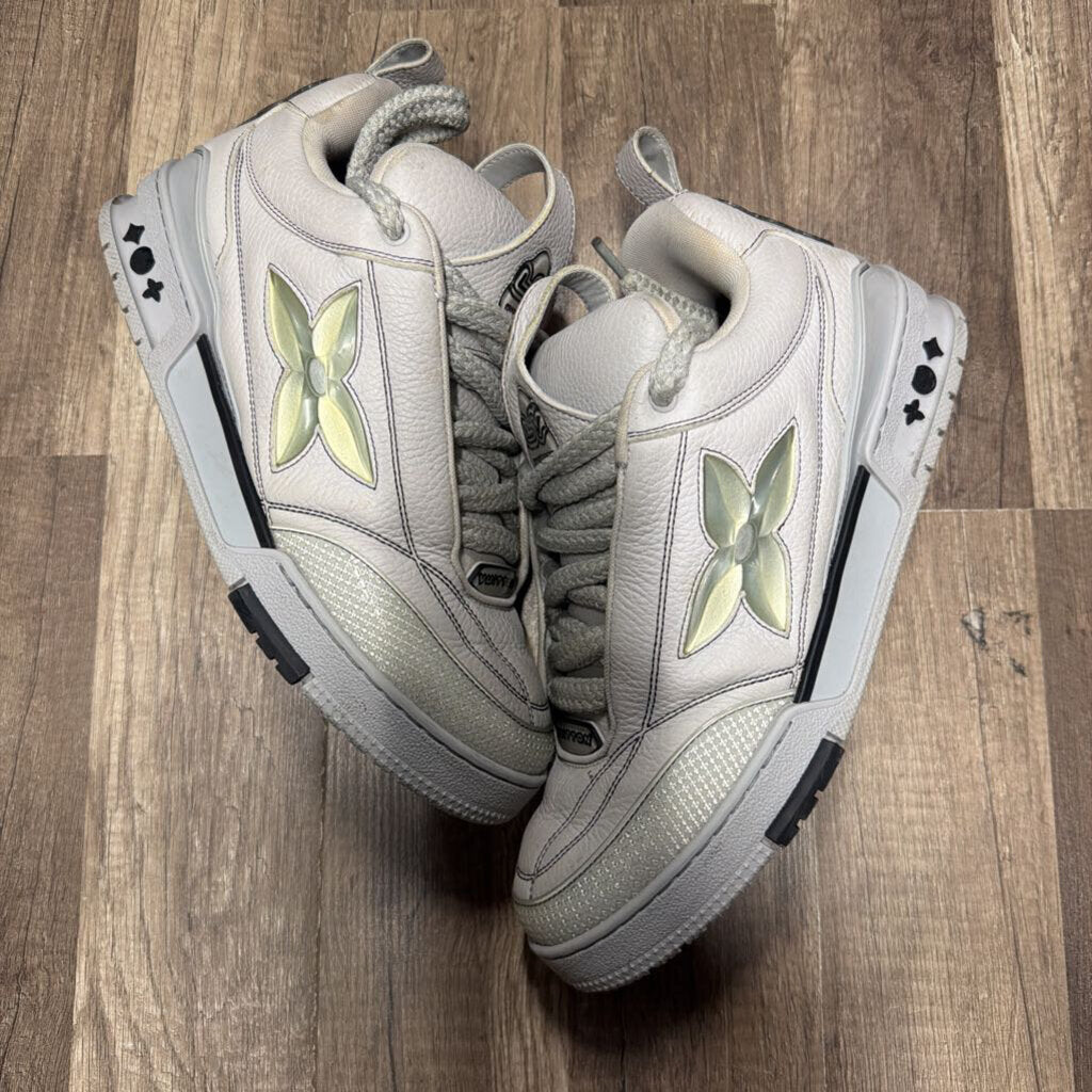 Louis Vuitton Grey Skate