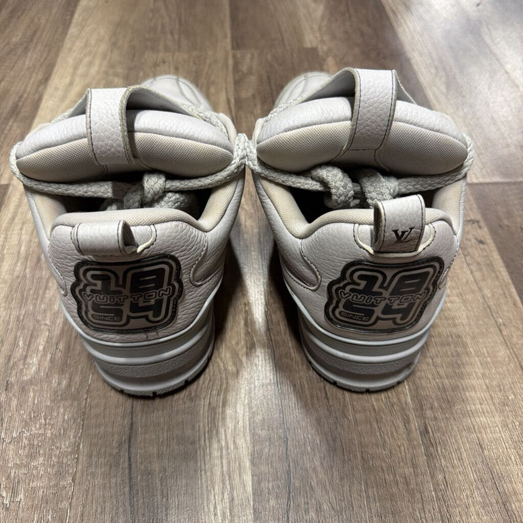 Louis Vuitton Grey Skate