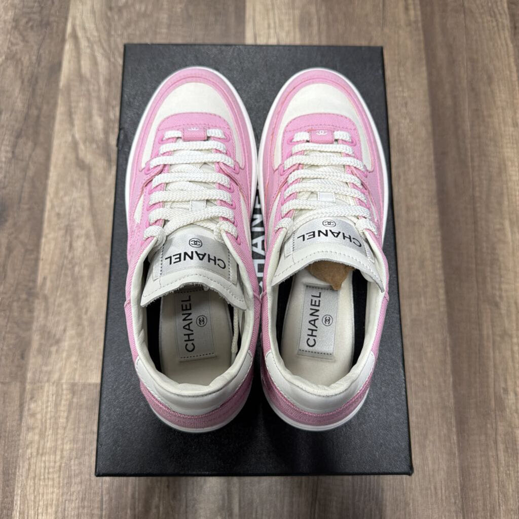 Chanel Trainer White Pink