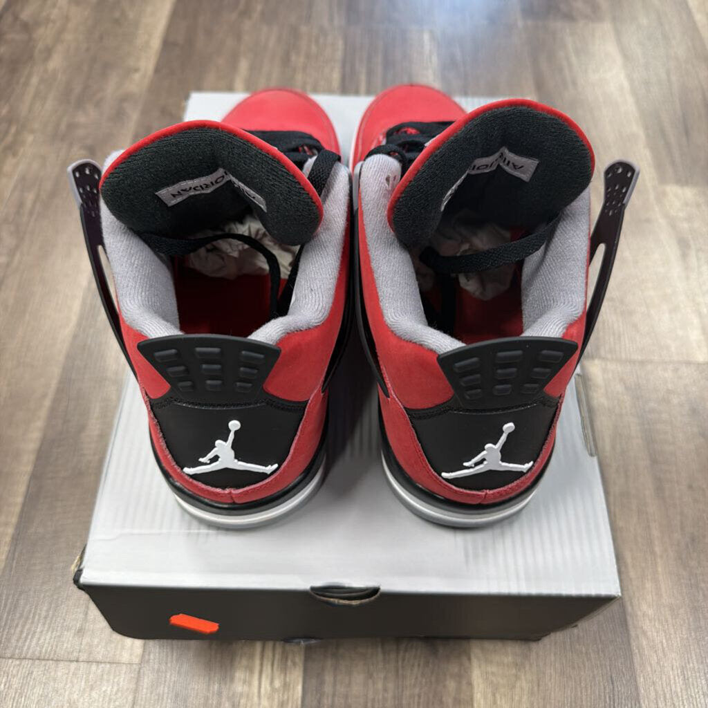 Jordan 4 Toro