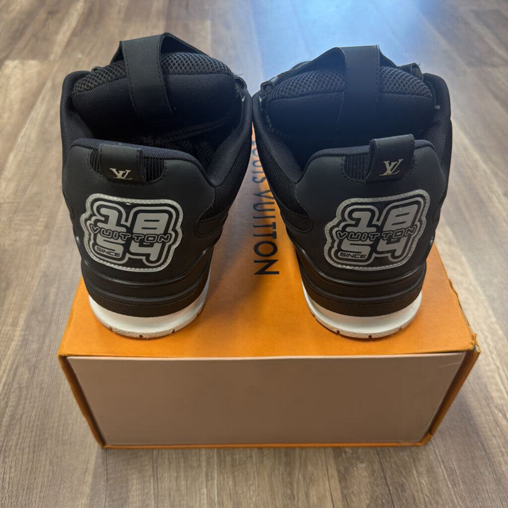 Louis Vuitton Skate Black