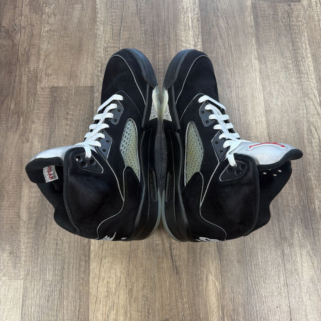 Jordan 5 Metallic