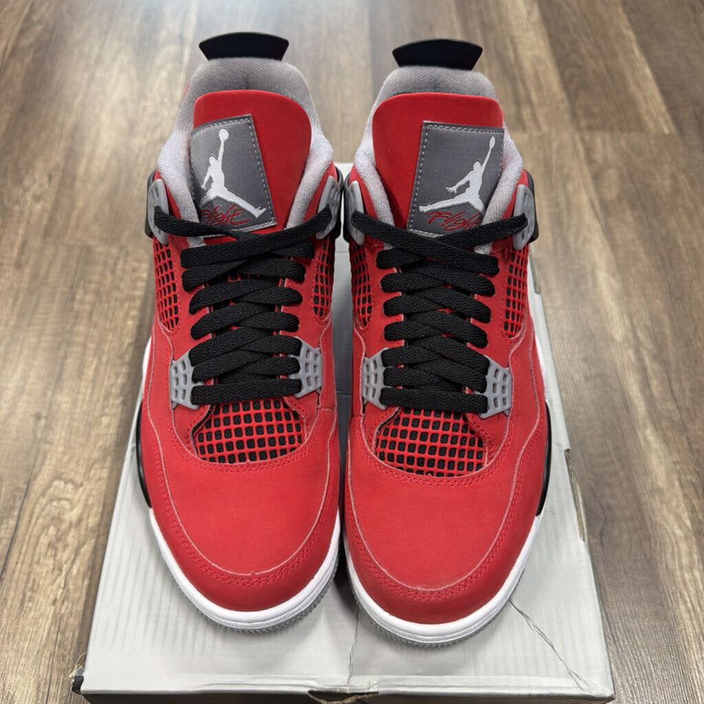 Jordan 4 Toro