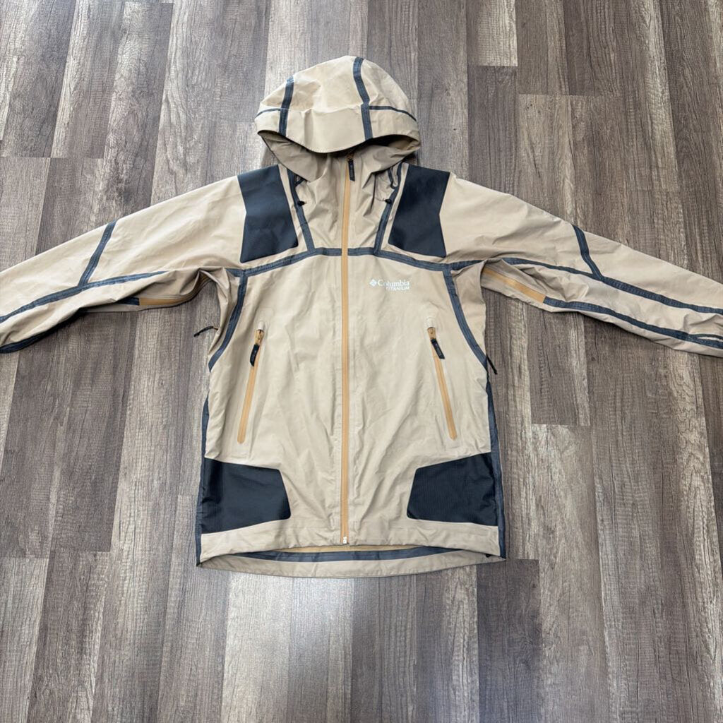Columbia Titanium Nylon Jacket Khaki