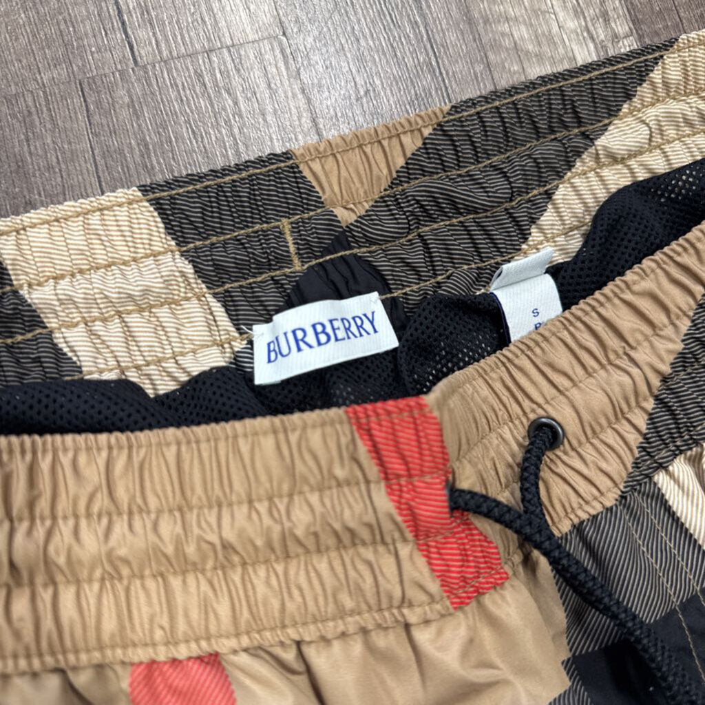 Burberry Shorts/Trunks