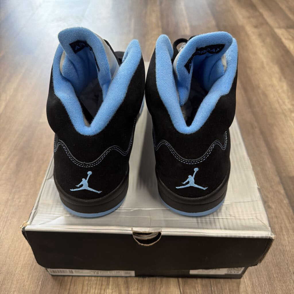Jordan 5 UNC