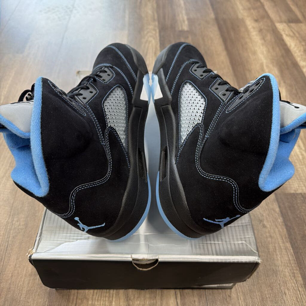 Jordan 5 UNC