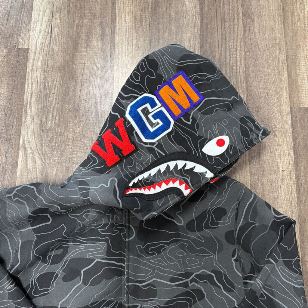 Bape shark hoodie black glow in dark camo