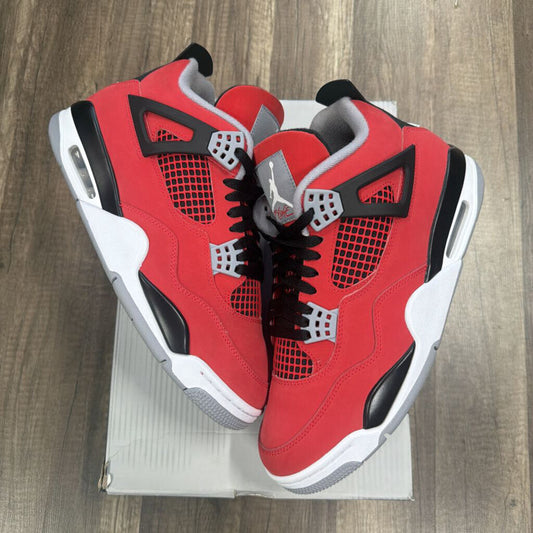 Jordan 4 Toro