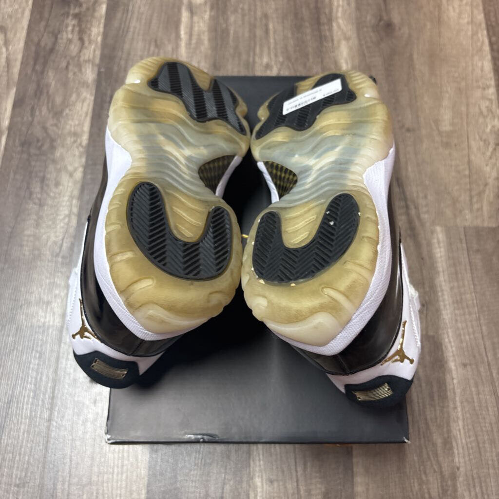 Jordan 11 Gratitude