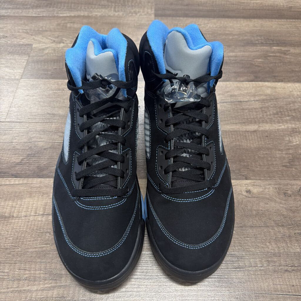 Jordan 5 UNC
