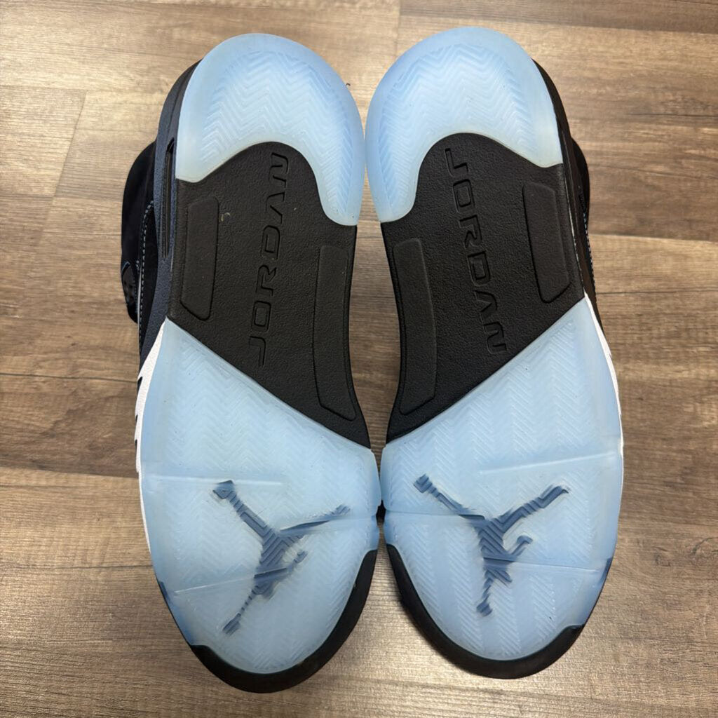 Jordan 5 UNC
