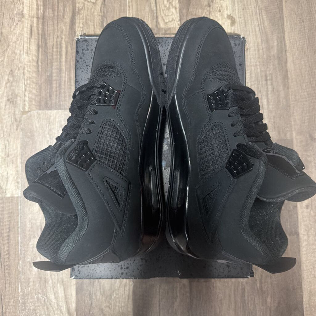 Jordan 4 Black Cat