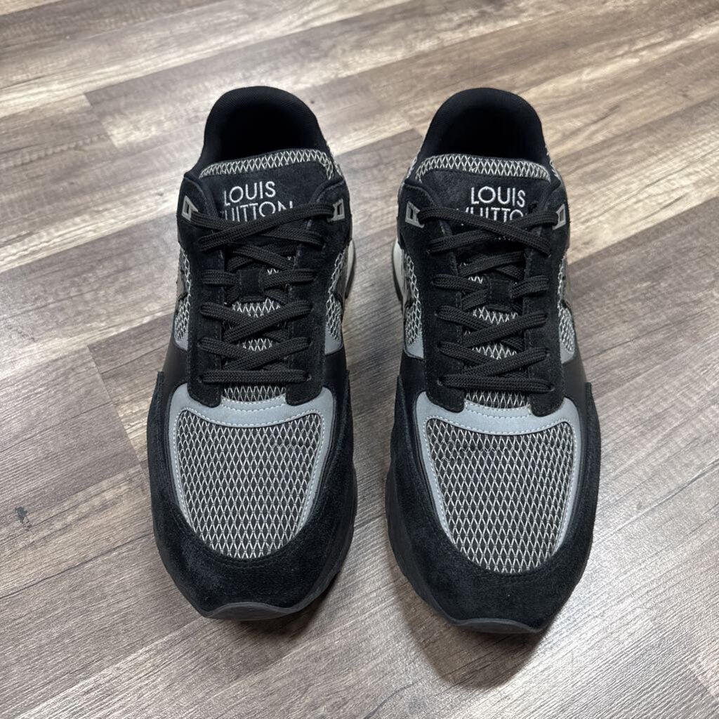 Louis Vuitton Runaway Black and Grey
