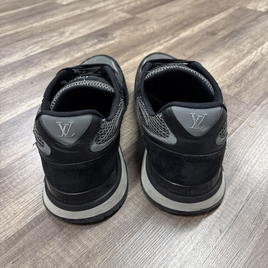 Louis Vuitton Runaway Black and Grey
