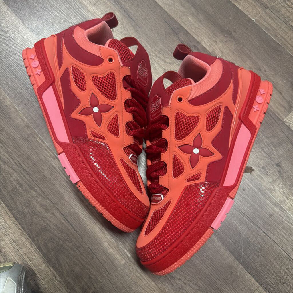 Louis Vuitton skate red (no box)