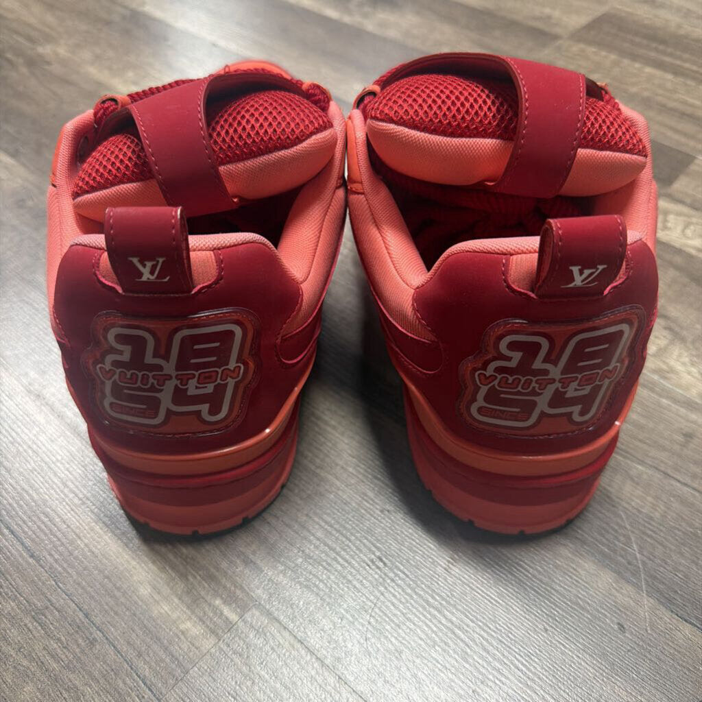 Louis Vuitton skate red (no box)