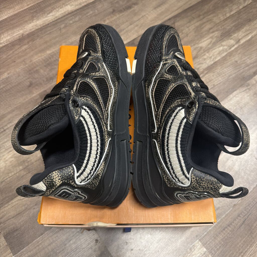 louis vuitton skate brown black distressed
