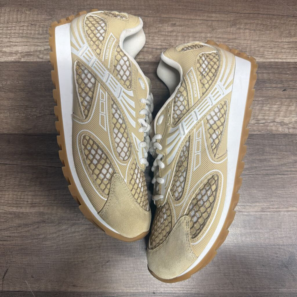 bottega orbit beige tan (no box)