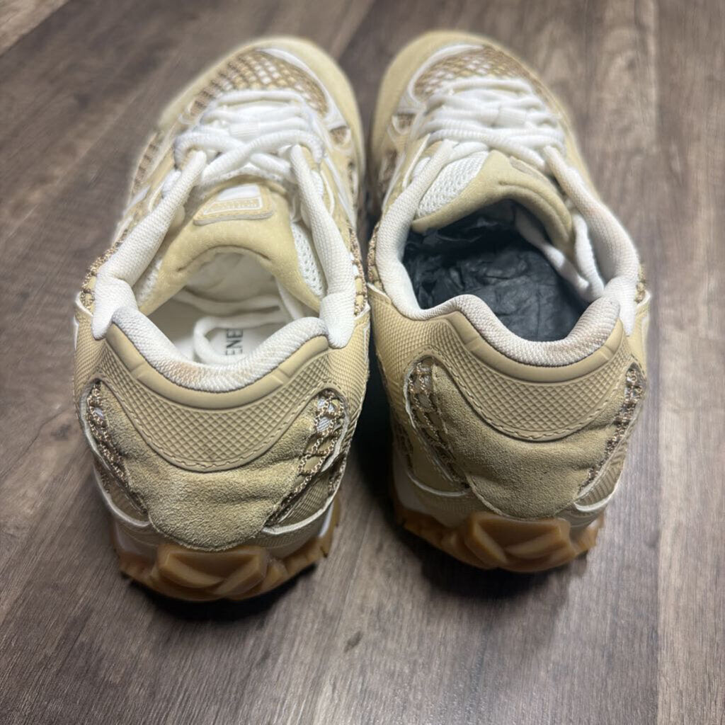 bottega orbit beige tan (no box)