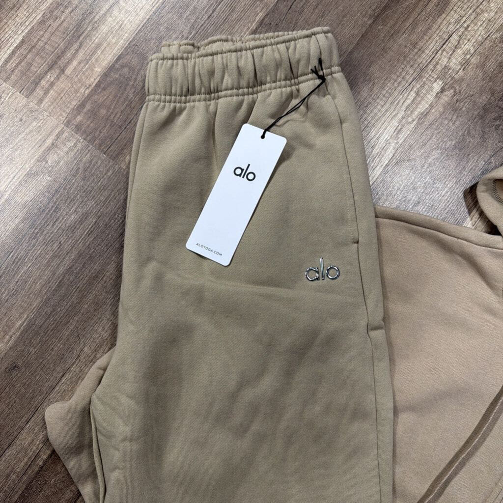 Alo Pullover Set Brown