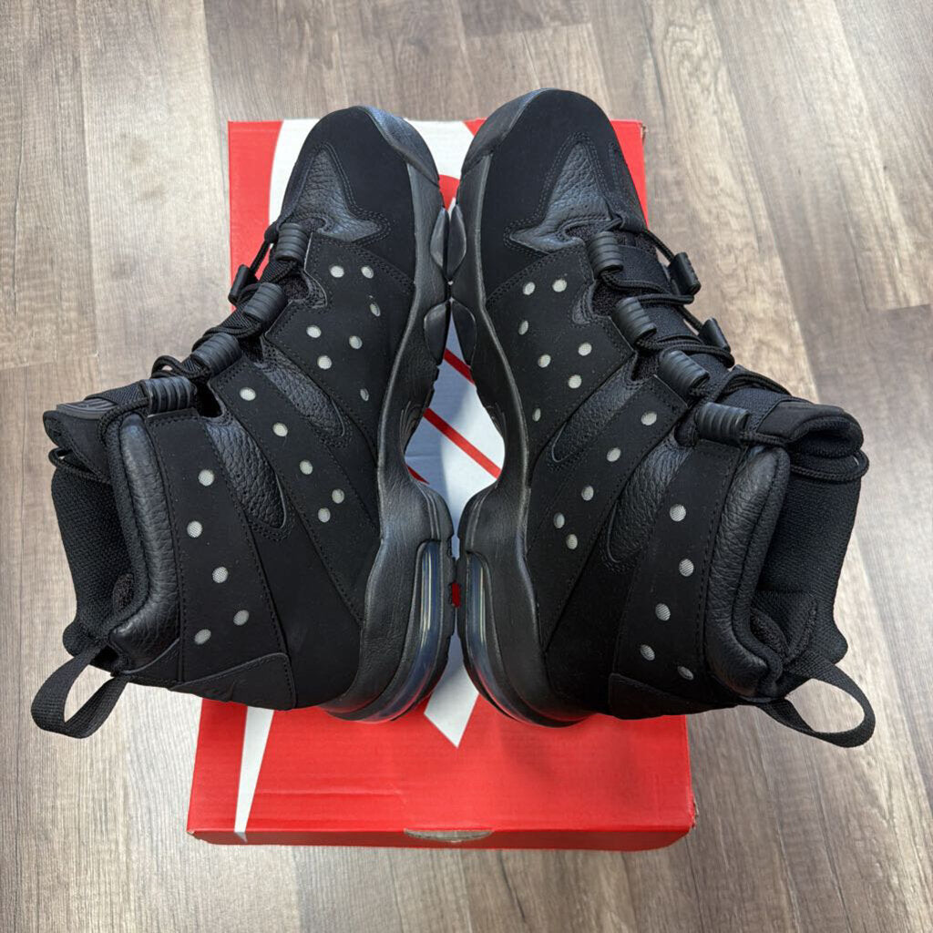 Nike Cb triple black