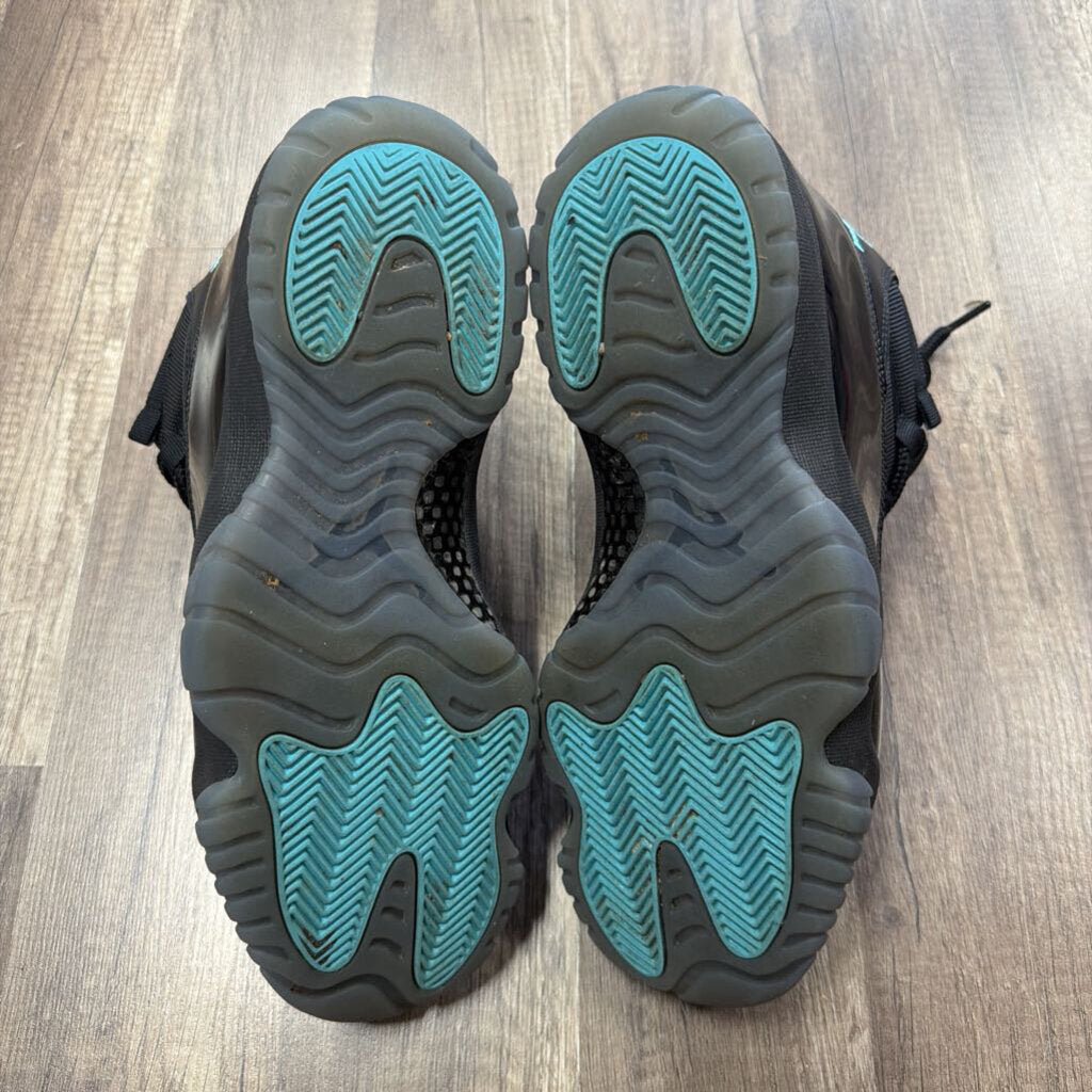 Jordan 11 Gamma (No Box)