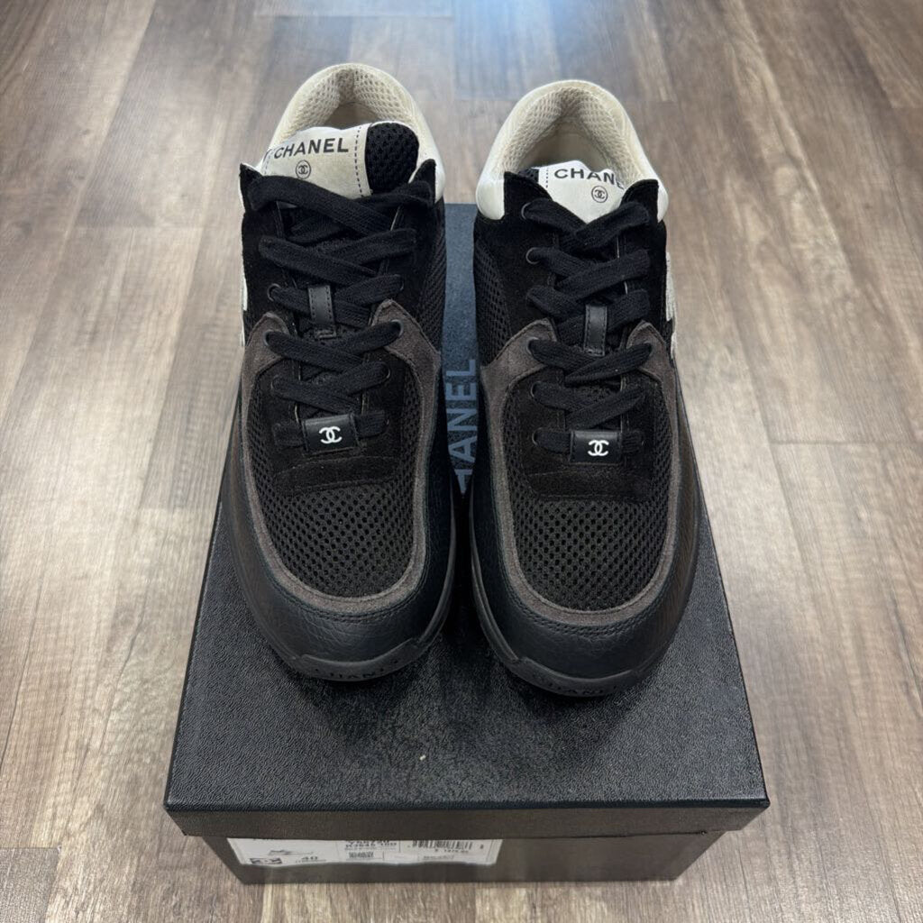Chanel Trainer Black White